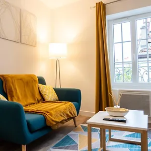 Superbe T2 Centre Dernier Etage Avec Balcon Valence (Drome)